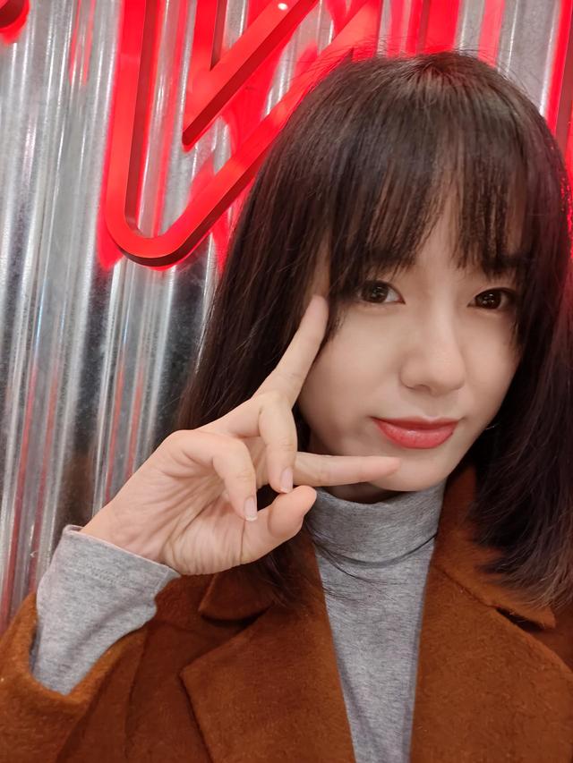 中邮通信出品，Hi nova9 Pro评测，100瓦快充是什么体验？