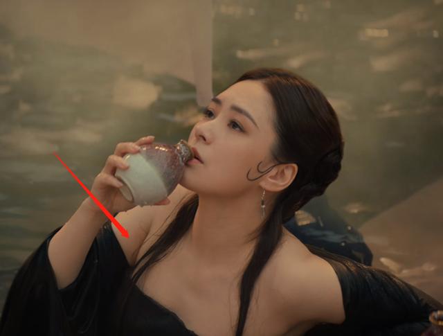 阿娇的尴尬折射多少演员的无奈：时代抛弃你时，连招呼都不会打