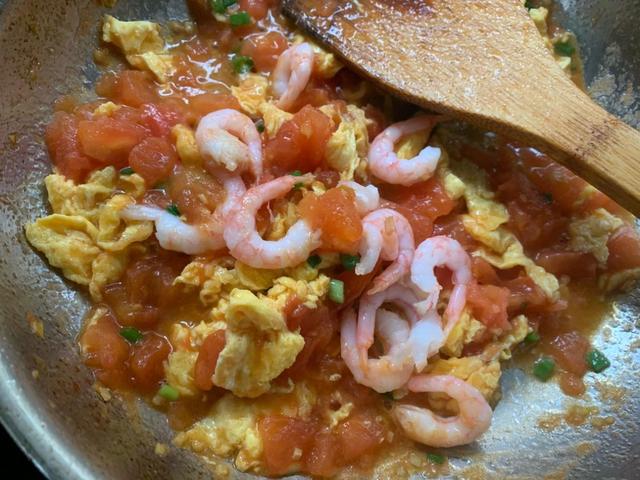 美味又好看的虾盖饭，解决小孩子挑食的问题，是宝妈们的福音