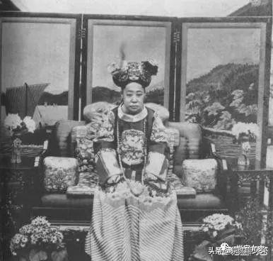 皇帝傅仪被逐出皇宫老太妃们去哪她们如何生存的？
