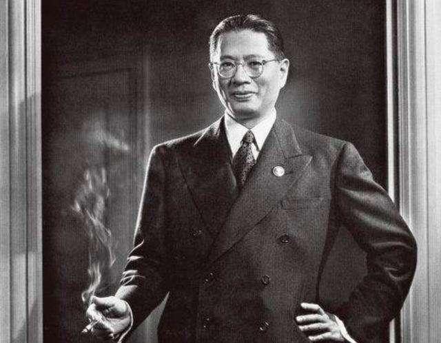49年大陆解放后，控制中国十多年的四大家族去哪儿了？