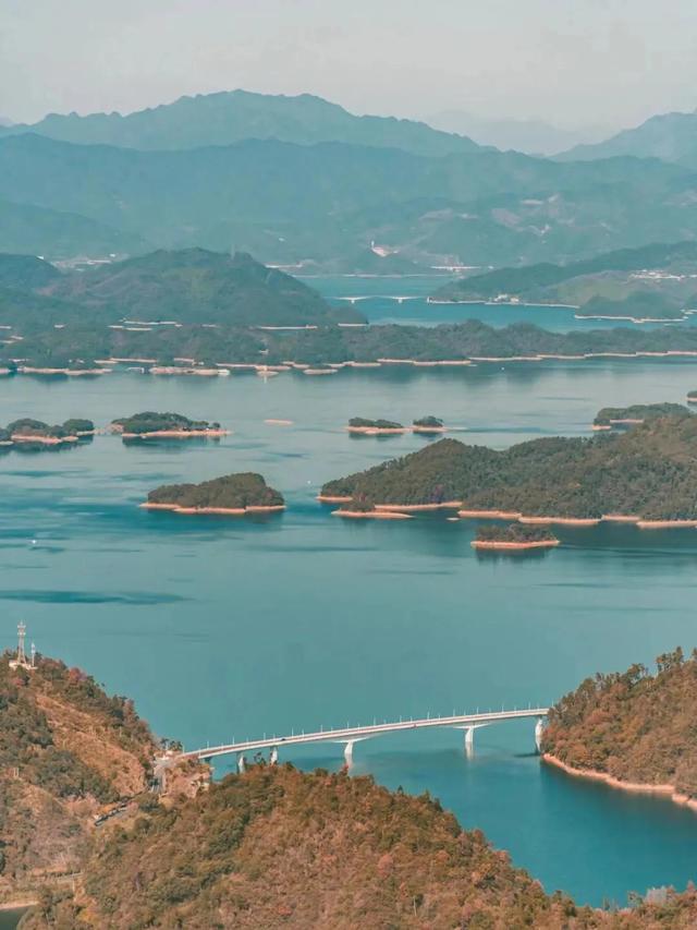 中國最美公路榜單揭曉！大名鼎鼎的318川藏線居然沒有上榜？