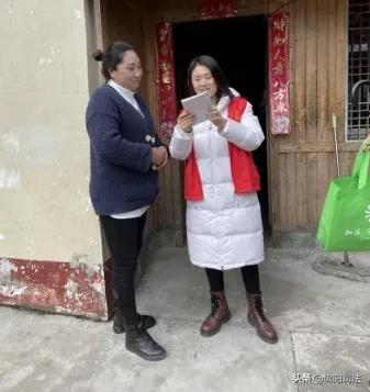 绵阳市司法局深入帮扶村开展《中华人民共和国法律援助法》宣传活动