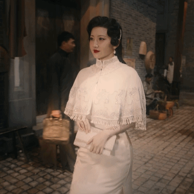 ���µĹ�װ���Ӿ�2020����(2021��������10�������磺��׸��������8����1������Ϊ��������)