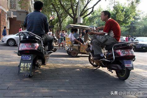 2012年，作案九起，枪杀11人的悍匪周克华，被警察当场击毙