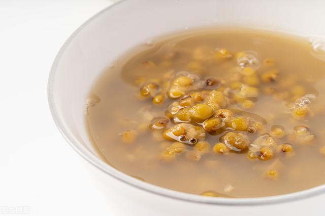 清明节气吃什么？这几种食物健脾、祛湿、养肝，不容错过