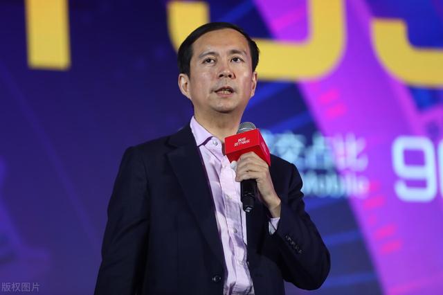 曹德旺获终身成就奖，年度影响力企业领袖新鲜出炉，有熟悉的吗？