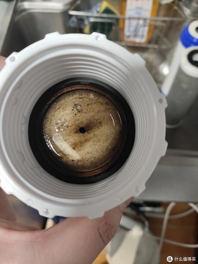 使用1年的净水器滤芯有多脏百元解决全屋净水一学就会