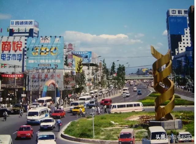 最惨中国首富李河君，20分钟亏损千亿，刚当首富3个月就落下神坛