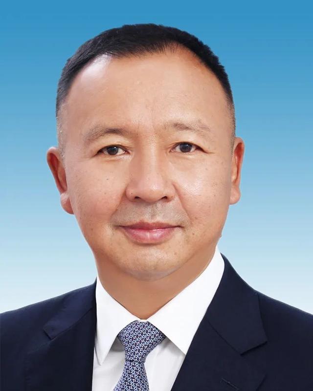 新一届海南省委常委班子照片及简历