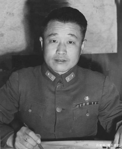 邱行湘特赦后想当搬运工人，周恩来得知后：你们的身份是国家干部