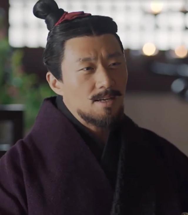 公元前227年，你看荆轲说了什么，就足以说明他是猪队友