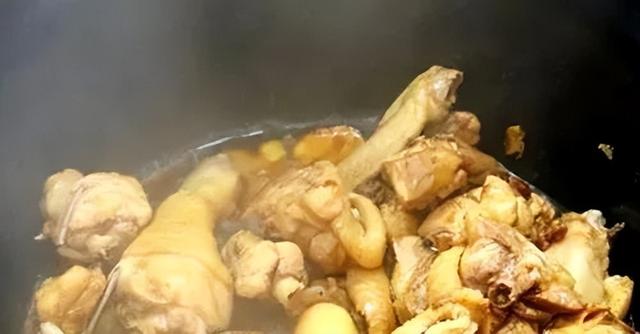 建议中老年人：少吃猪肉多吃它！增免疫，抗病毒，1口补充18种氨基酸