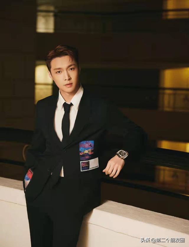 张艺兴老粉脱粉发的一篇文章（关于张艺兴的梗）