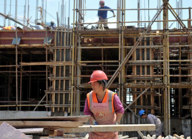 陈建华：公司超越华为，以1790亿身家，取代刘强东成为江苏首富