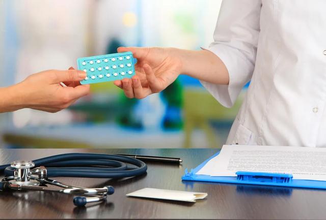 冬至后，当归加这三种东西炖汤喝，滋补肝肾养气血