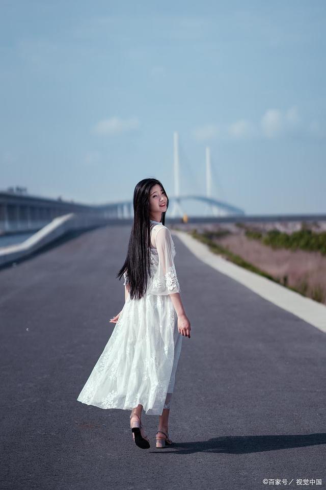 《起风了》