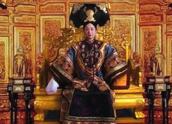 霍元甲和慈禧的侍卫比武，2招后主动离去，知情人：对方纹丝未动