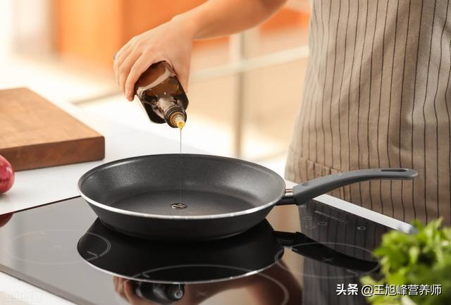 《十种不升糖6大主食糖尿病人能吃饼吗（十种不升糖6大主食糖尿病的血糖份置是多少）》