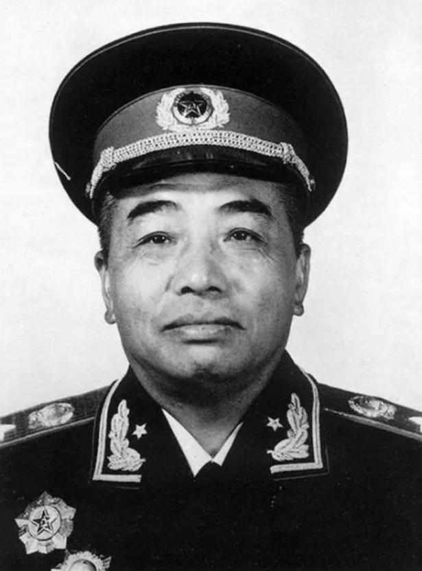 51年彭德怀从朝鲜回国，参加军委会议，大发脾气：难道战士不爱国