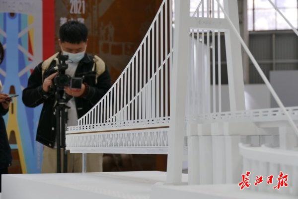 湖北工业大学工程技术学院设计展