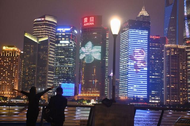 上海工程灯光展举行