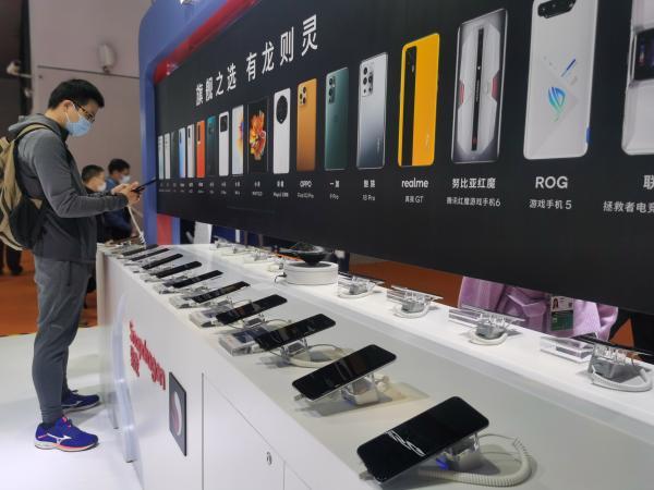 美国荷兰日本，进博会“芯片天团”让人不明觉厉，25年行家却看出其中门道