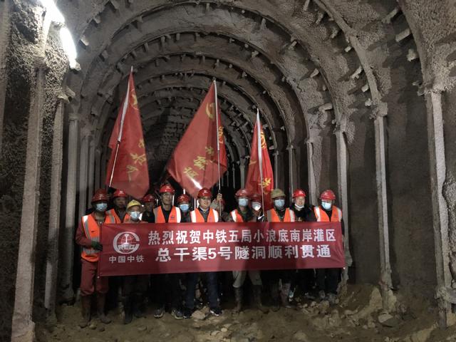 包含巩义小型破碎洗砂机的词条