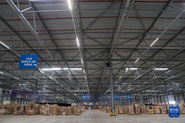 菜鸟数字物流中枢在比利时启用