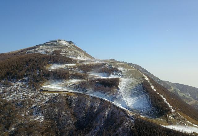 探访国家高山滑雪中心冬奥造雪工作 Zh中文网
