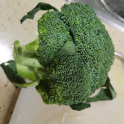 这道#我心中的冬日限定#鲫鱼麻辣烫，最适合宝宝吃