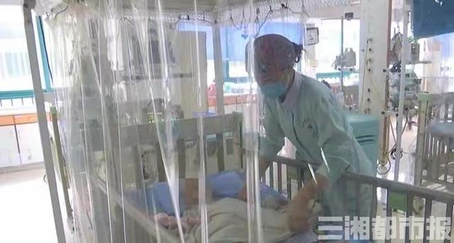 揪心！栽进自家浴室的水桶，湖南18月龄男宝宝溺亡