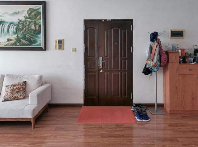 有娃后家里乱糟糟，设计师爸爸下决心改造：住了2年仍很惊艳！最强“有娃家居改造贴”来了