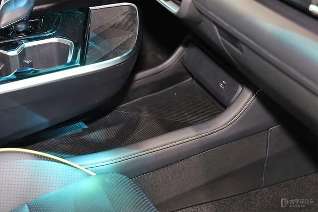 10万出头就有华为鸿蒙系统和整车OTA升级 是谁家造车这么内卷？