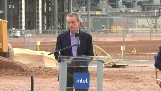 记者探访英特尔Fab 42工厂：下一代芯片开发进展抢先知晓