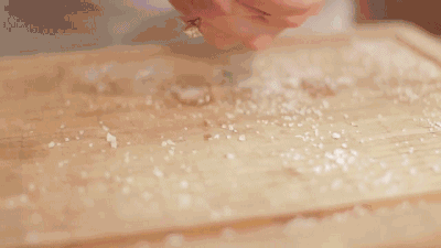 1岁宝宝体内发现多条活虫，医生怒斥：这样做饭就是害了娃