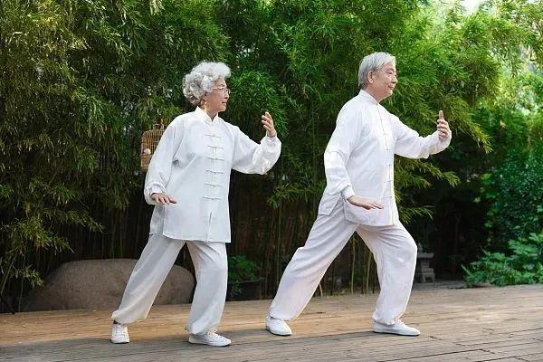 早睡晚起、多吃苦味食物……小雪时节这样养生