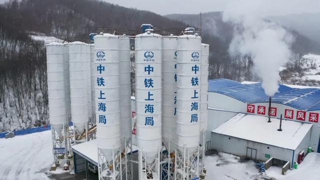 白山小型移动石子破碎机