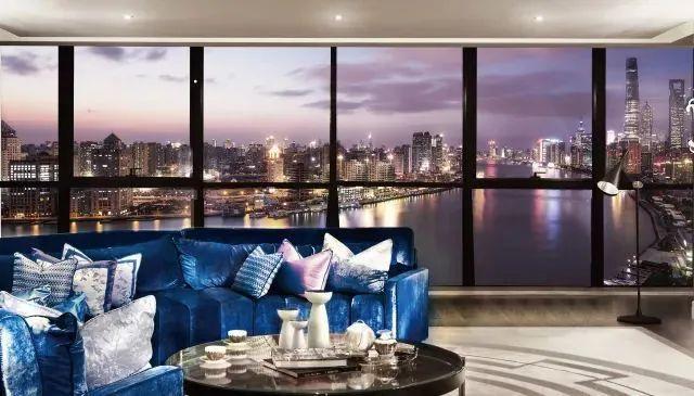 刘鹤派发“十大定心丸”，指明“八大机遇”