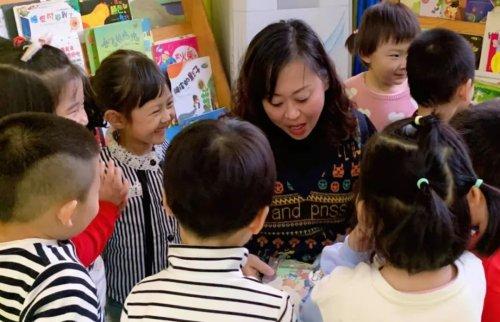 用无私的爱诠释教育的真谛——铁西区教工第二幼儿园教师廖世娟