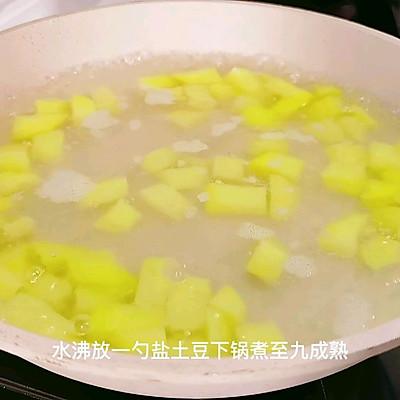 椒盐土豆 椒盐土豆（椒盐土豆饼的做法） 美食