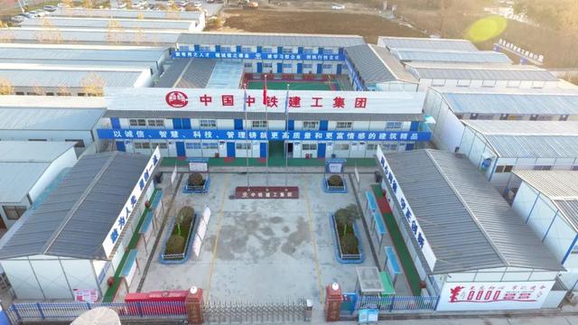 铸精品工程展铁军风采