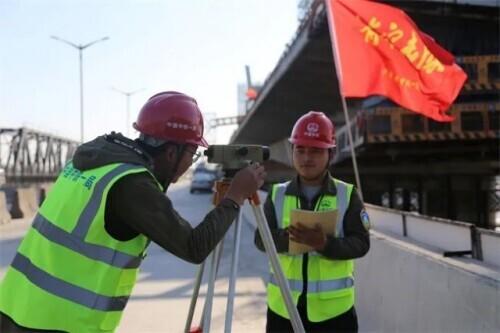 “玩儿命干！”秉持着这一信念，他们仅用181天建起一座高楼