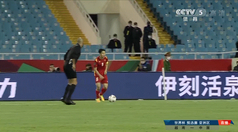 中国队无缘卡塔尔世界杯（国足1-3败越南无缘卡塔尔世界杯）(1)
