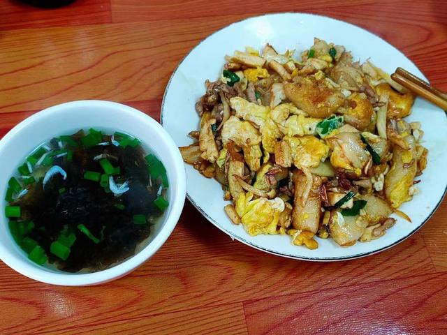 打麻糍、包麦油脂，这是忘不了的临海年味