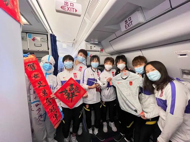 对话王霜——“再疼，我也咬牙拼了！”