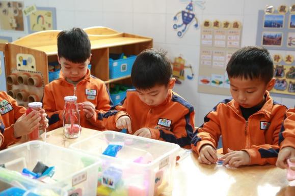 郑东新区普惠路第一幼儿园：春启希望迎开学 虎虎生威向未来