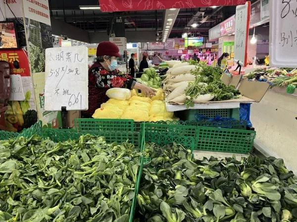 一颗白菜78元？已被调查！为何上海不同地区菜价相差大？原因找到
