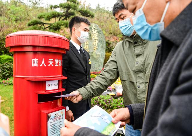 “稻”念，袁隆平离开后的首个清明时节