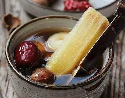中医专家提醒：清明时节要这样养生→